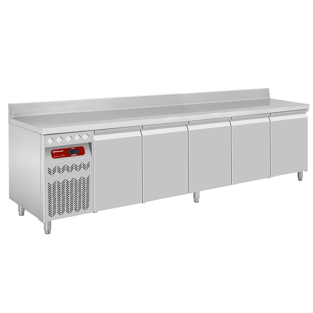 Diamond 700 MM / GN 1/1 Umluft- Kühltisch "für die Wand", 5 Türen GN 1/1, 700 Liter, Gruppe links