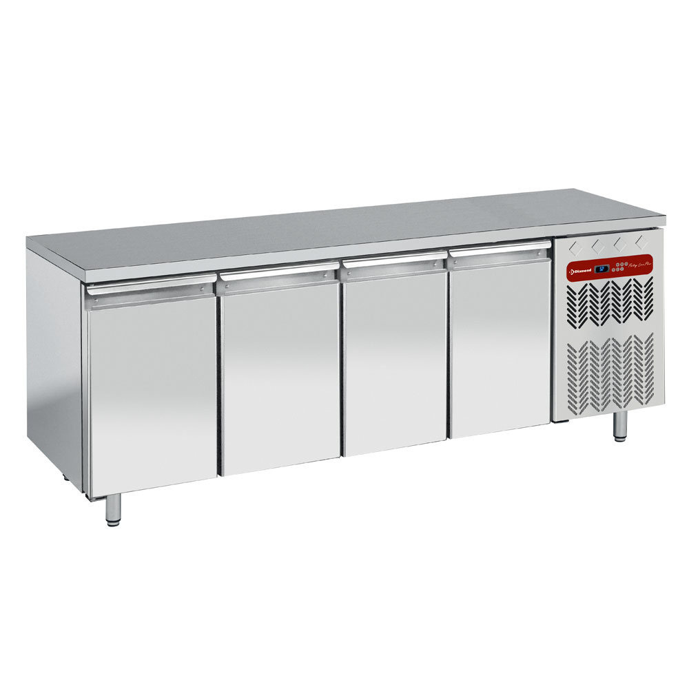 Diamond 800 MM / EN 600X400 Kühltisch, belüftet, 4 Türen EN 600x400