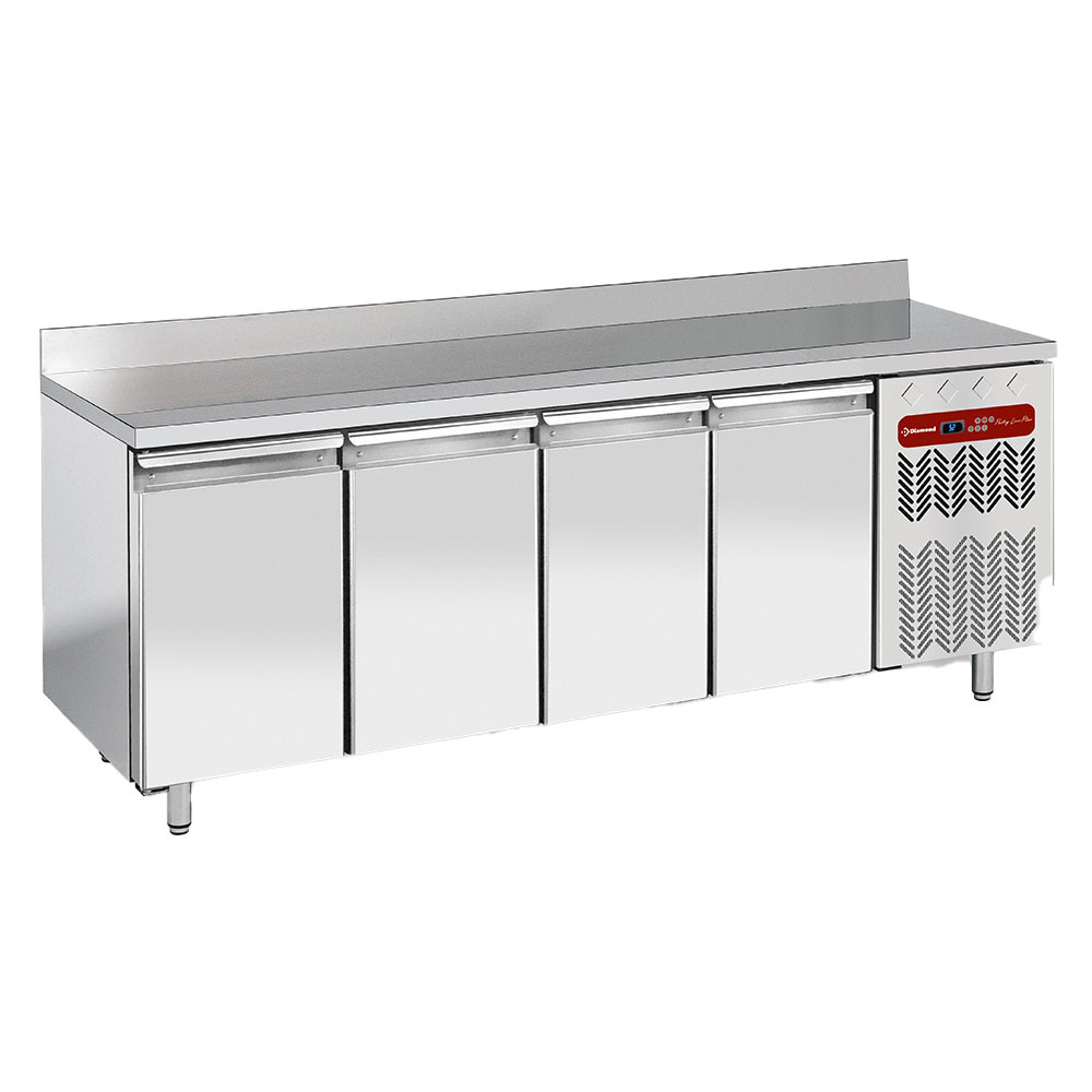 Diamond 800 MM / EN 600X400 Wandkühltisch, belüftet, 4 Türen EN 600x400, 760 Liter